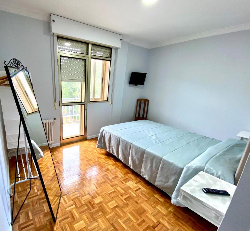 Garden Lodge Hostal Evencio 리바다비아 외부 사진