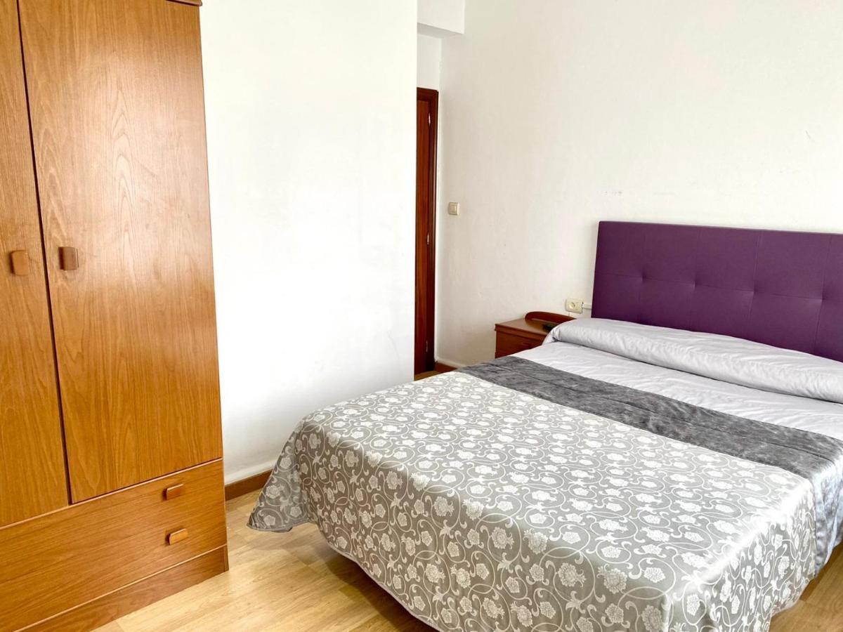 Garden Lodge Hostal Evencio 리바다비아 외부 사진