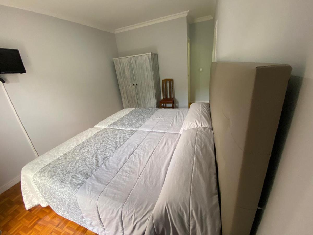 Garden Lodge Hostal Evencio 리바다비아 외부 사진