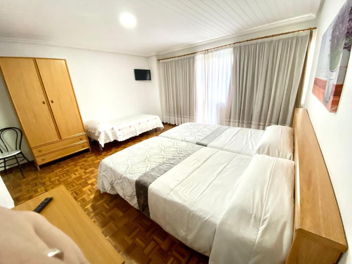 Garden Lodge Hostal Evencio 리바다비아 외부 사진